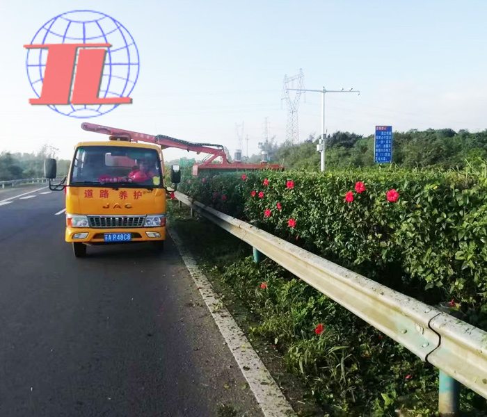 德州绿化修剪车